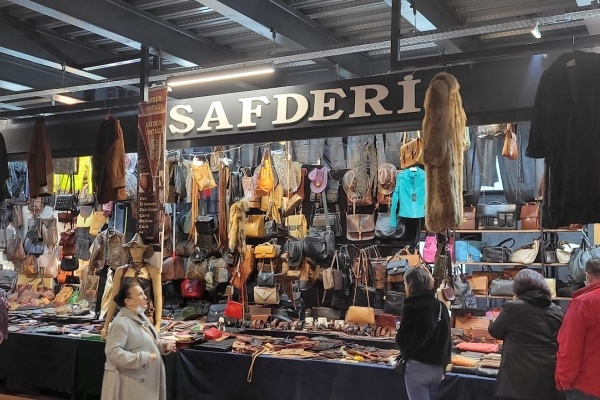 سوق الاحد